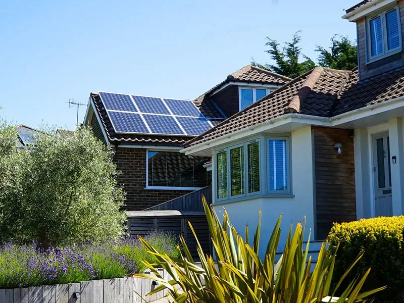 Exploring the Benefits and Innovations of Large Solar Panel Systems for Sustainable Energy