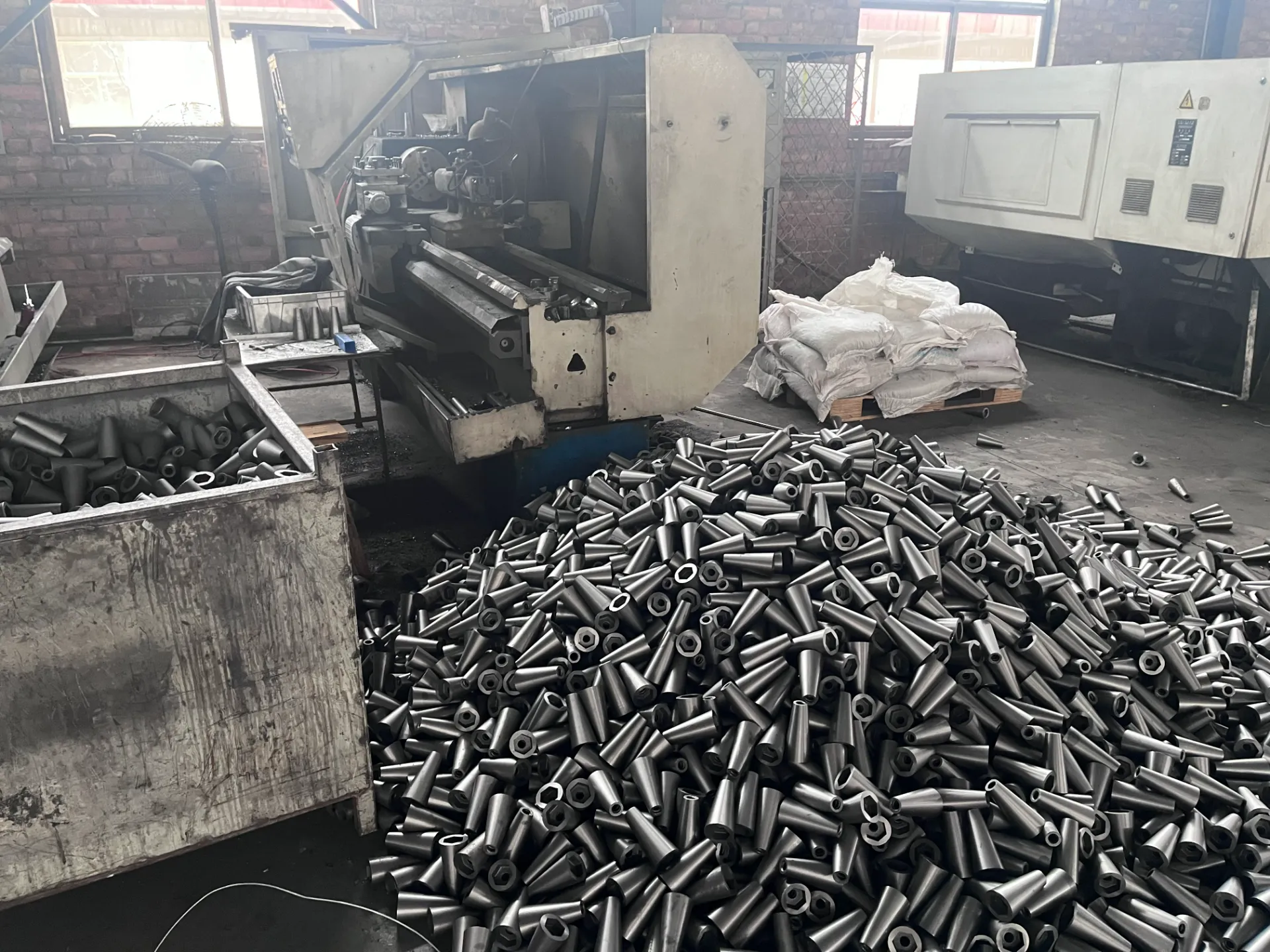 Read More About concrete formwork snap ties