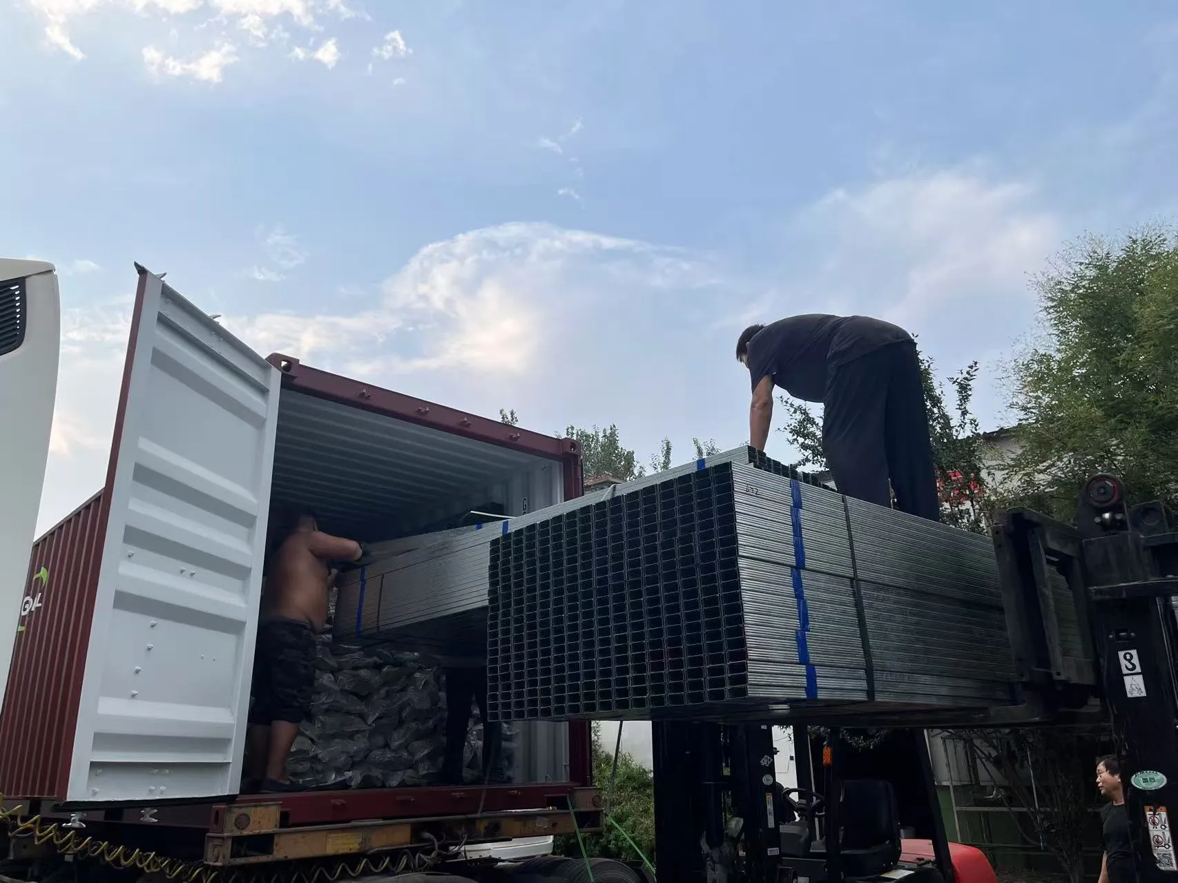 steel scaffolding components