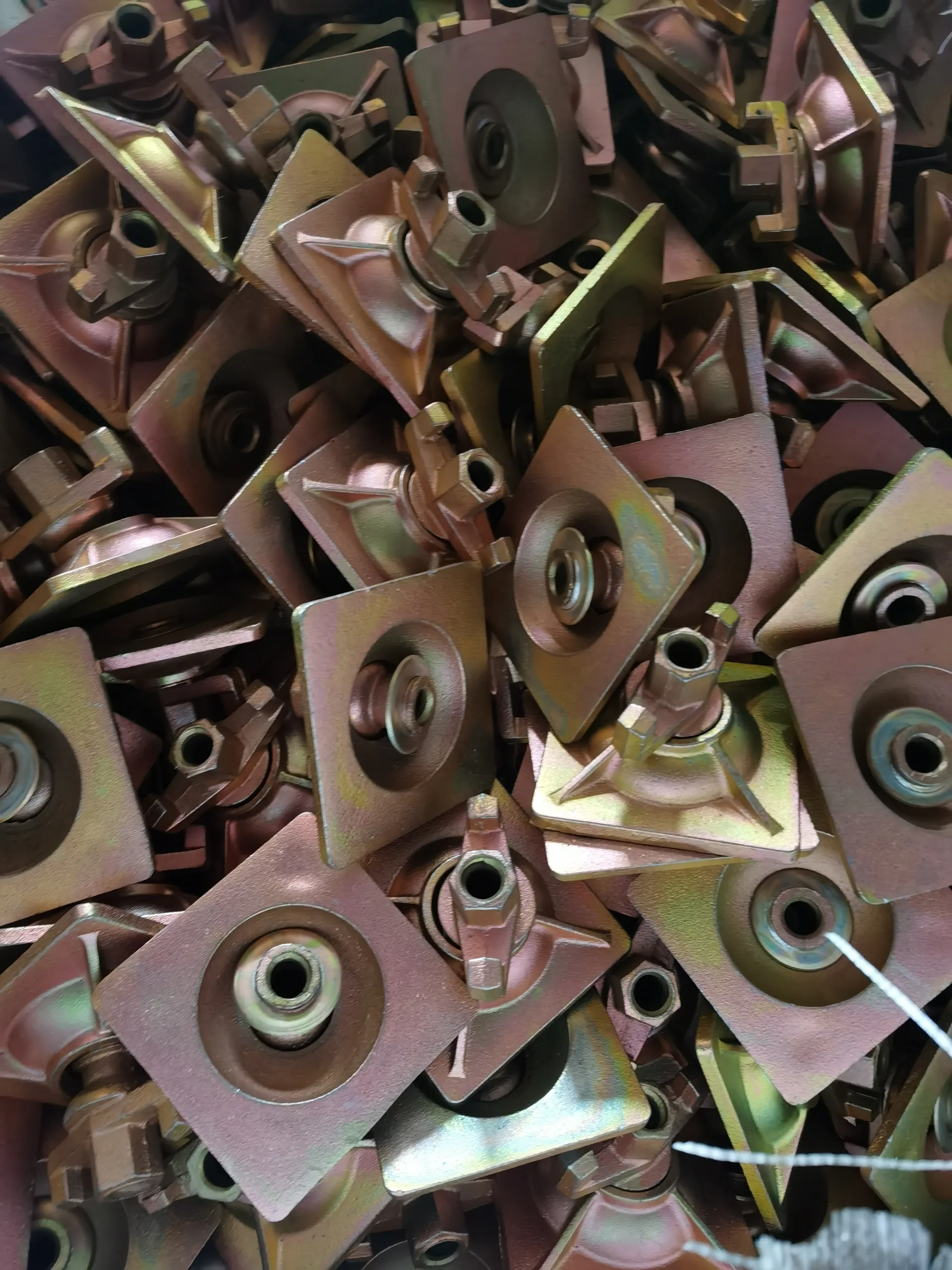 wall tie scaffolding