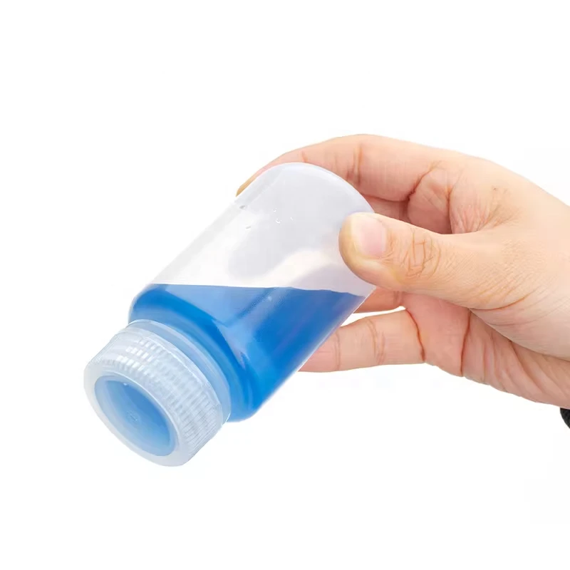 Reagent Bottle： the Container of Science and the Guarantee of Safety