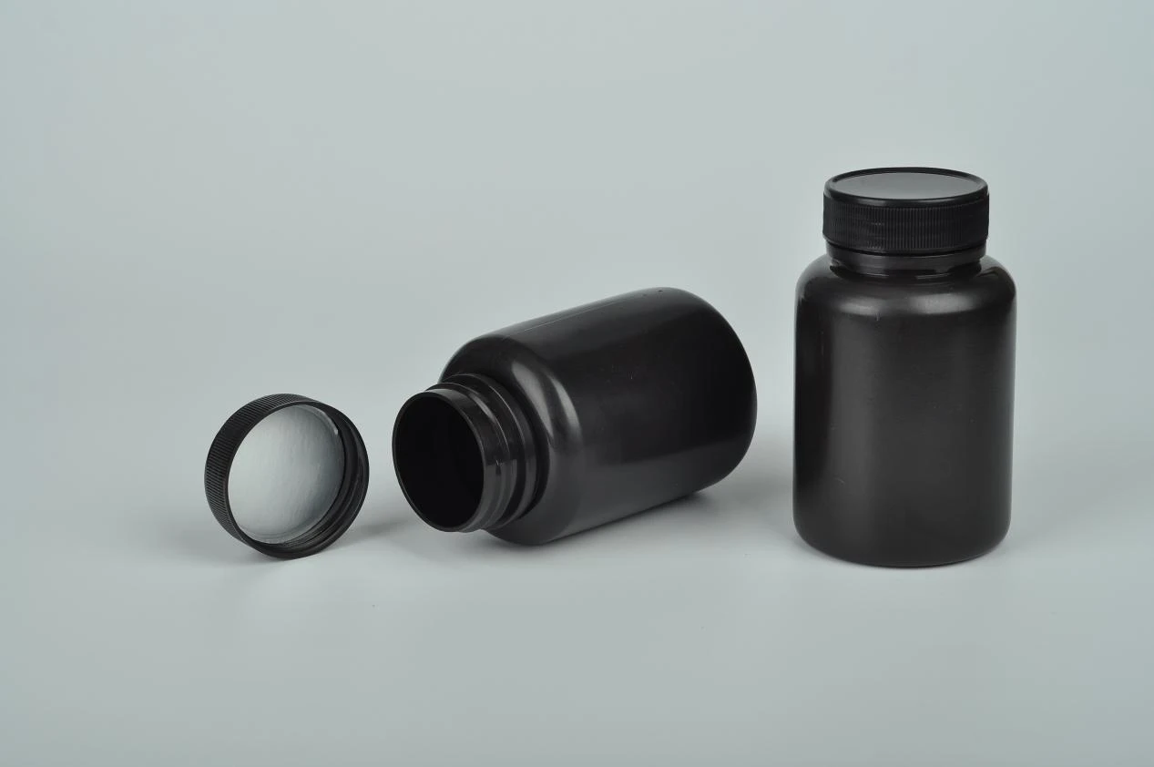 Transparent Prescription Containers for Easy Medication Identification Transparent Prescription Containers for Easy Medication Identification