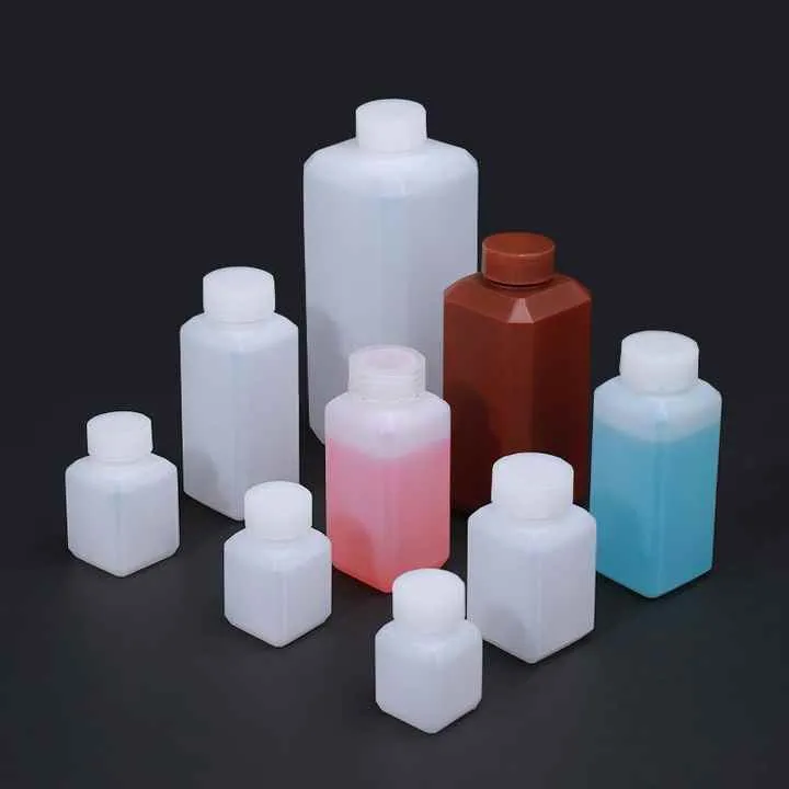 The Essential Role of Reagent Bottles in Laboratory Settings