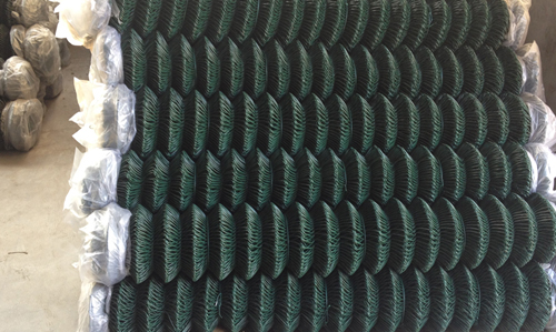 Durable & Cost-Effective 8 Green Chain Link Fence | HBHOU Industrial Solutions