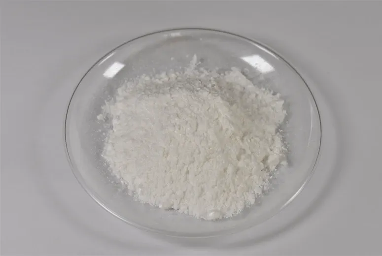 synthetic fluorphlogopite for skin