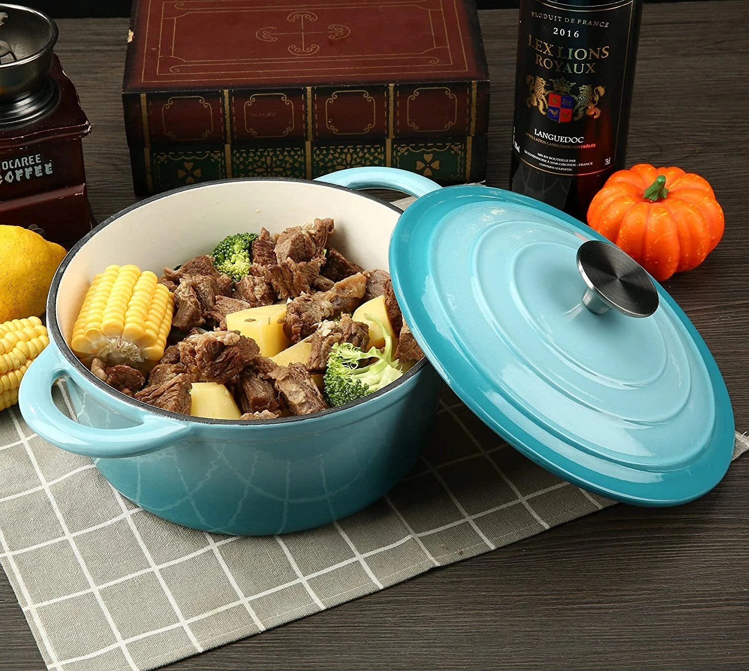 Dutch Oven for Your Kitchen