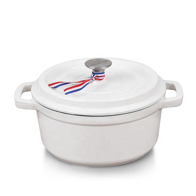 Stylish Oval Ceramic Dutch Oven for Versatile Cooking and Elegant Presentation