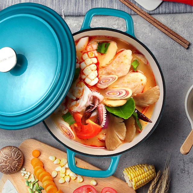 Dutch Oven Slow Cooker – Versatile Cast Iron, Even Heat