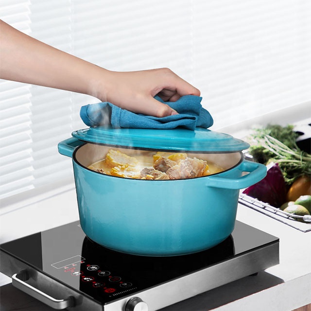 Dutch Oven Slow Cooker – Versatile Cast Iron, Even Heat