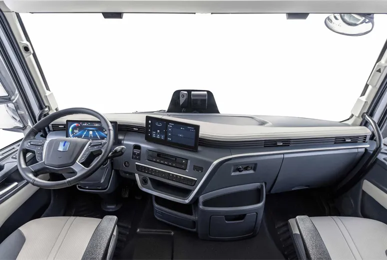 Farizon G2 Methanol Cargo Tractor