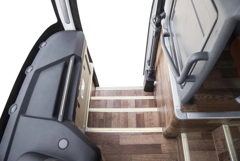 FOTON BJ6122 12m Single Windshield Coach FOTON BJ6122 12m Single Windshield Coach