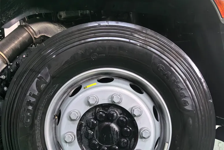 Ulo ng piston sa makina ng sasakyan at ang kanyang mga tungkulin