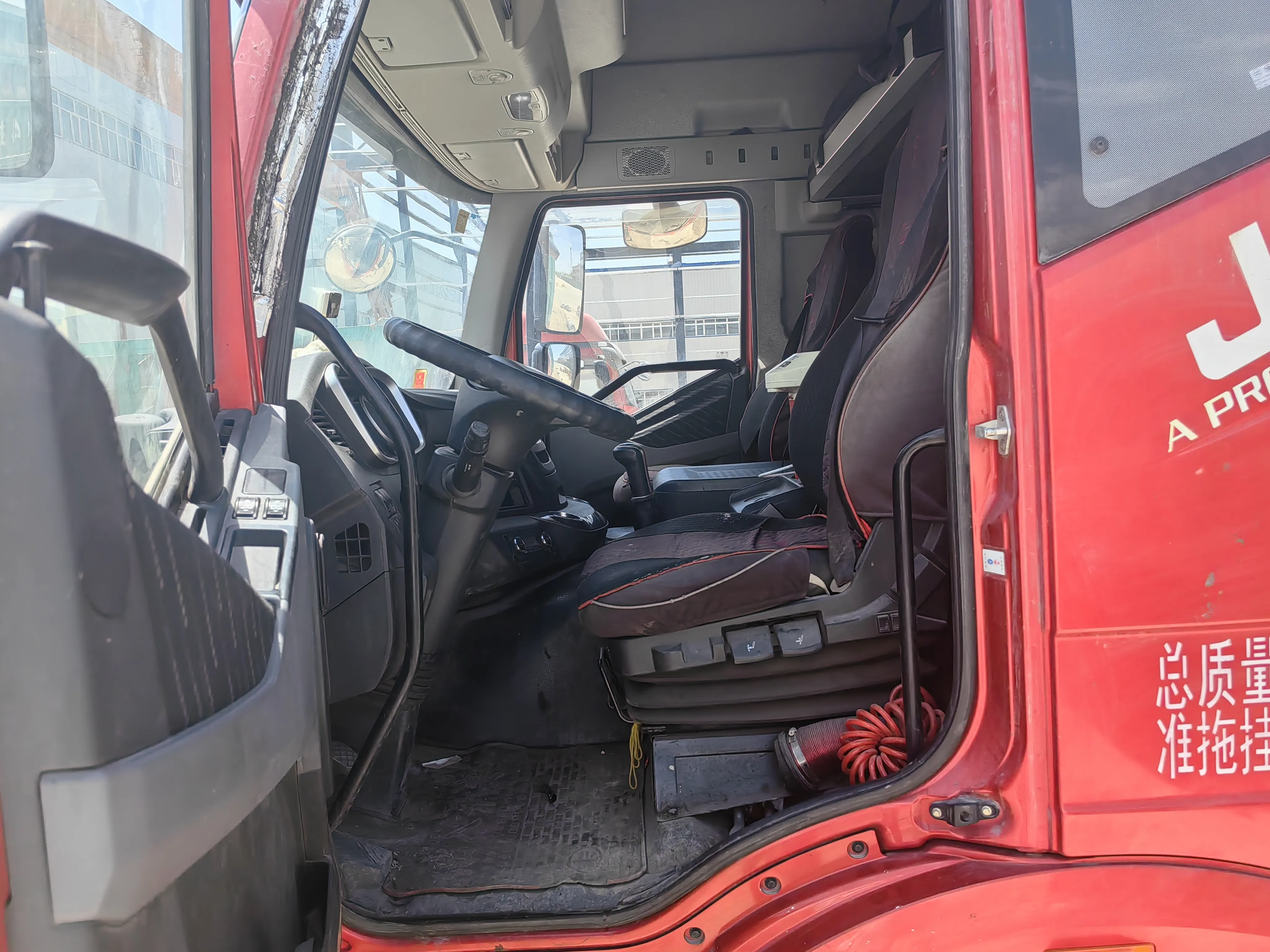 2020 Year FAW J6P 420HP 6x4 Tractor