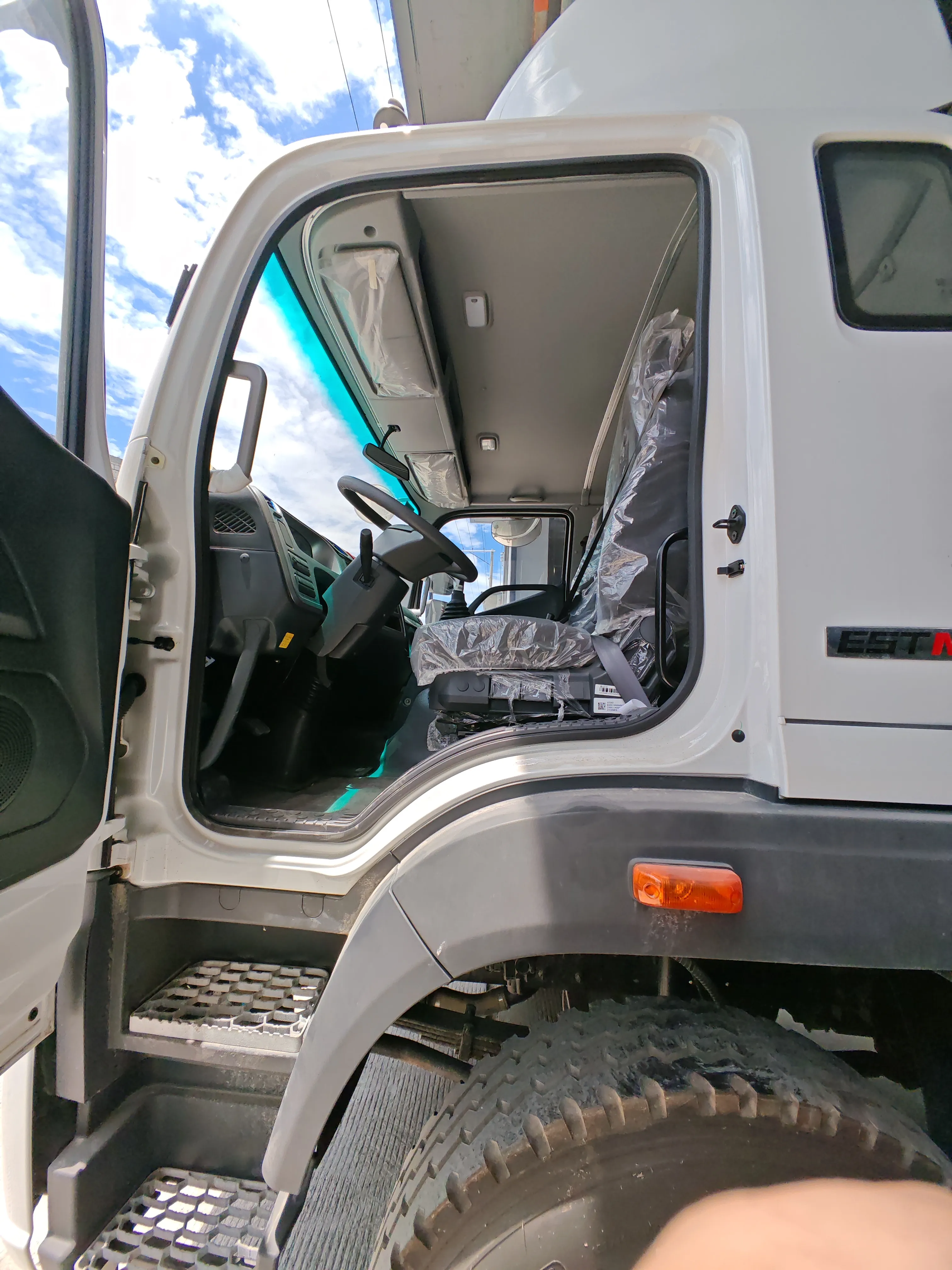 what vehicles seat 8 or more passengers what vehicles seat 8 or more passengers