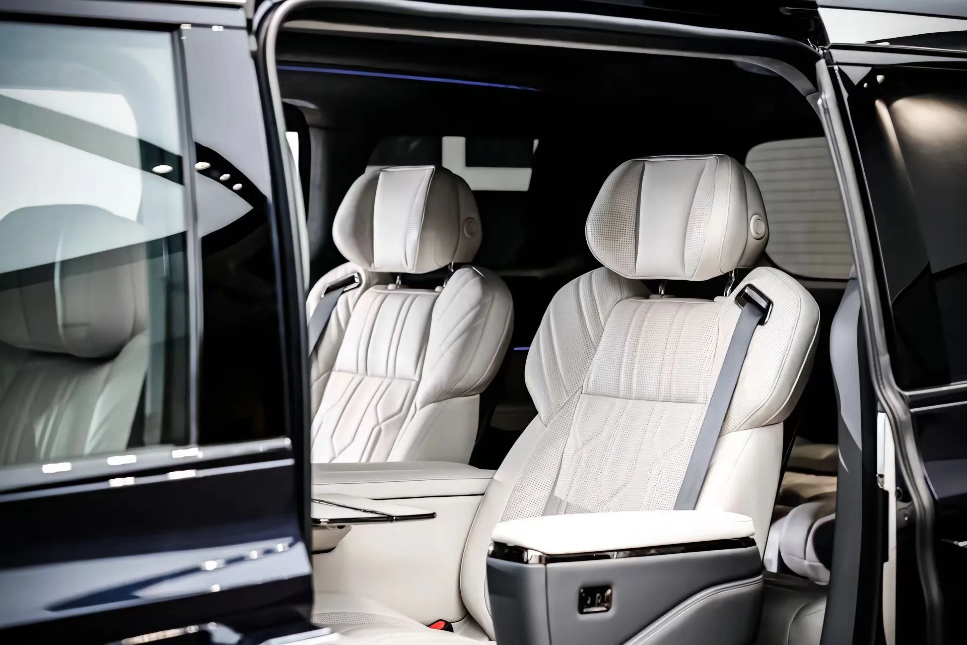 ZEEKR 2024 New 009 Radiance Edition