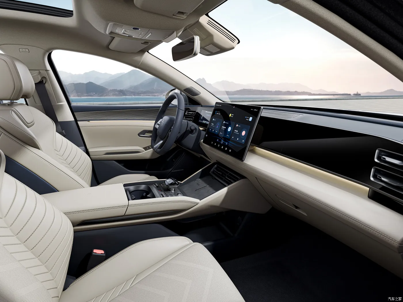 metric chassis rear trailing arms