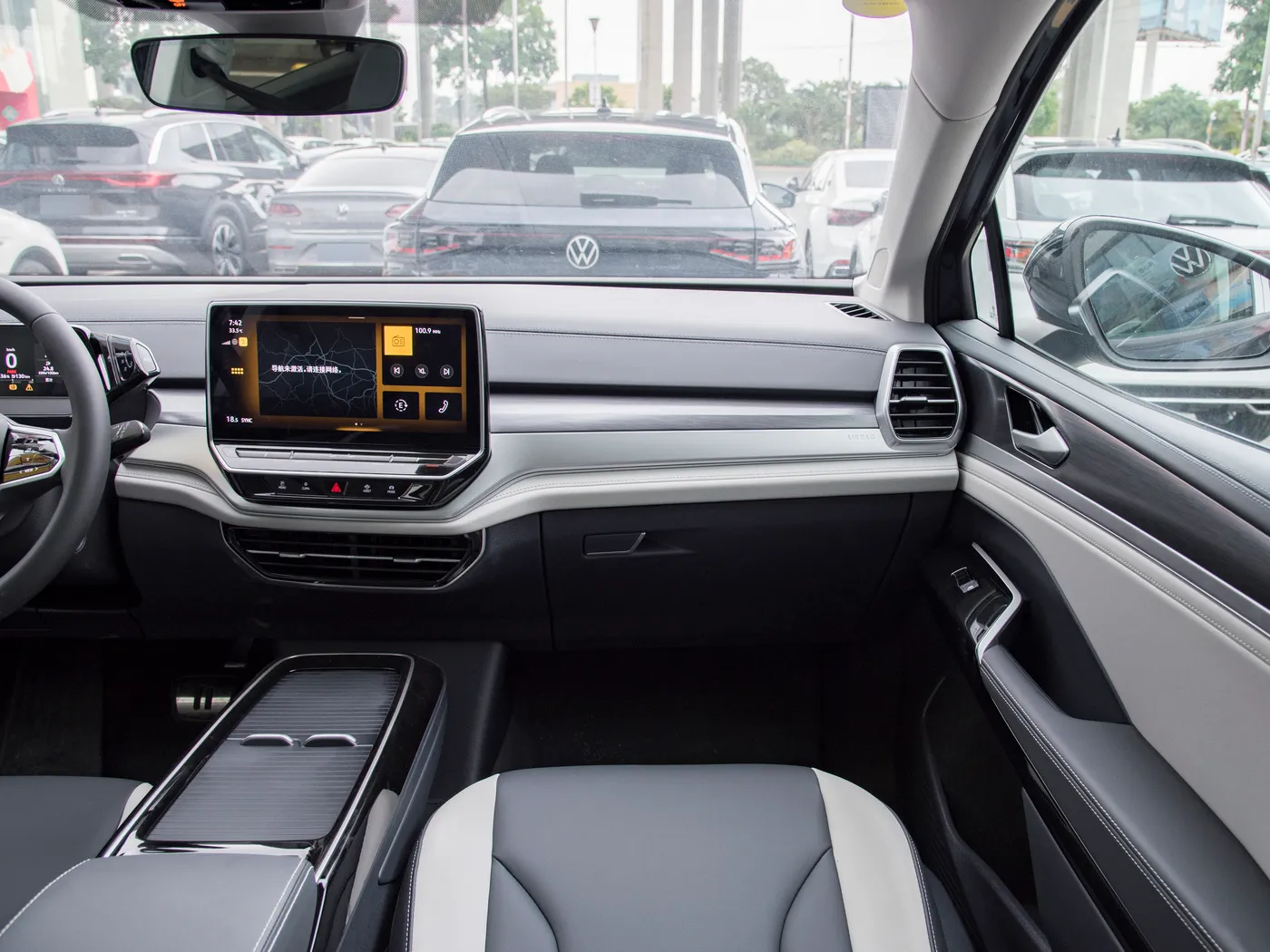 Volkswagen 2024 New ID.6 Pure