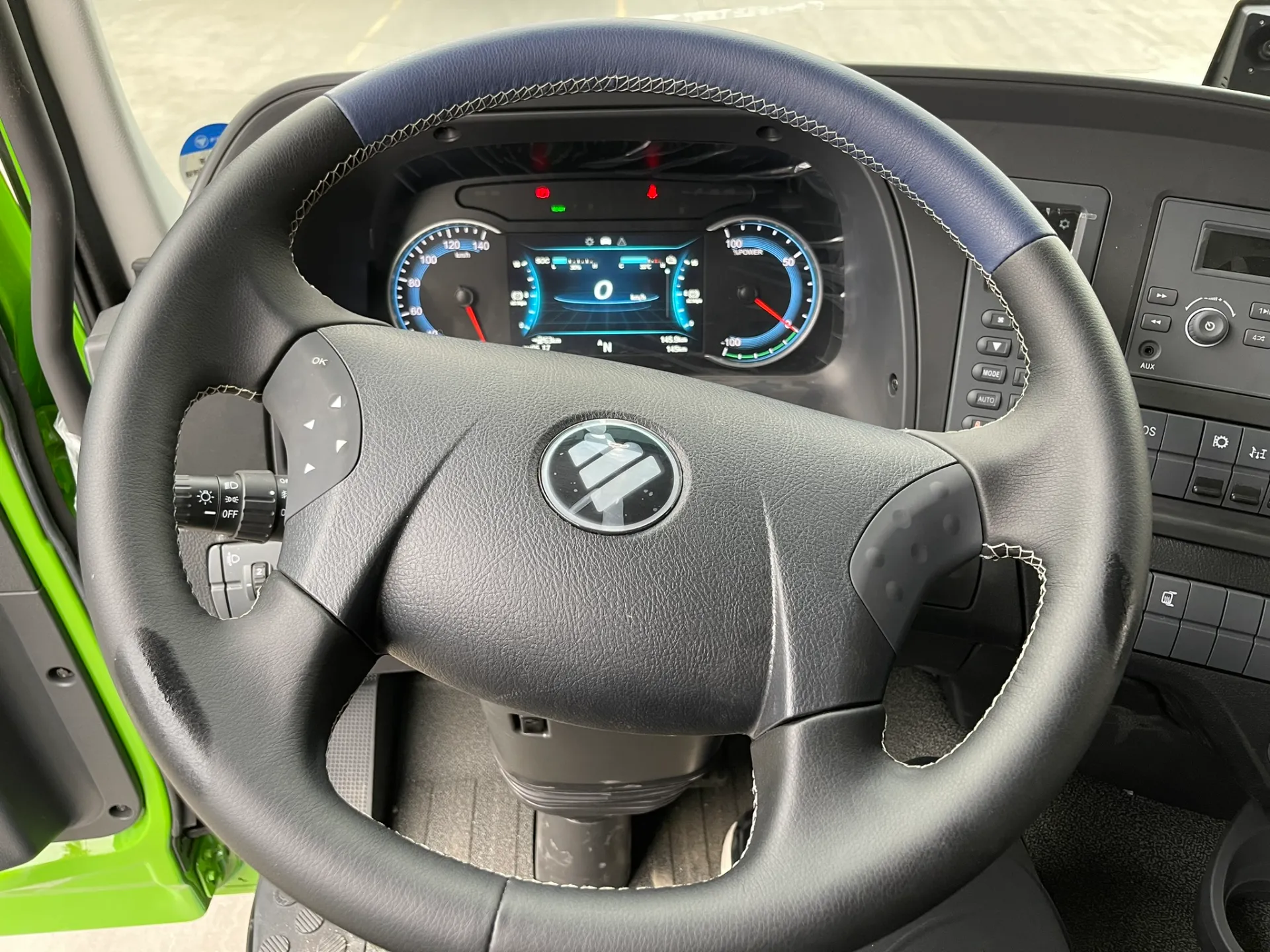 FOTON AUMAN GTL 8x4 Electric Dump Truck