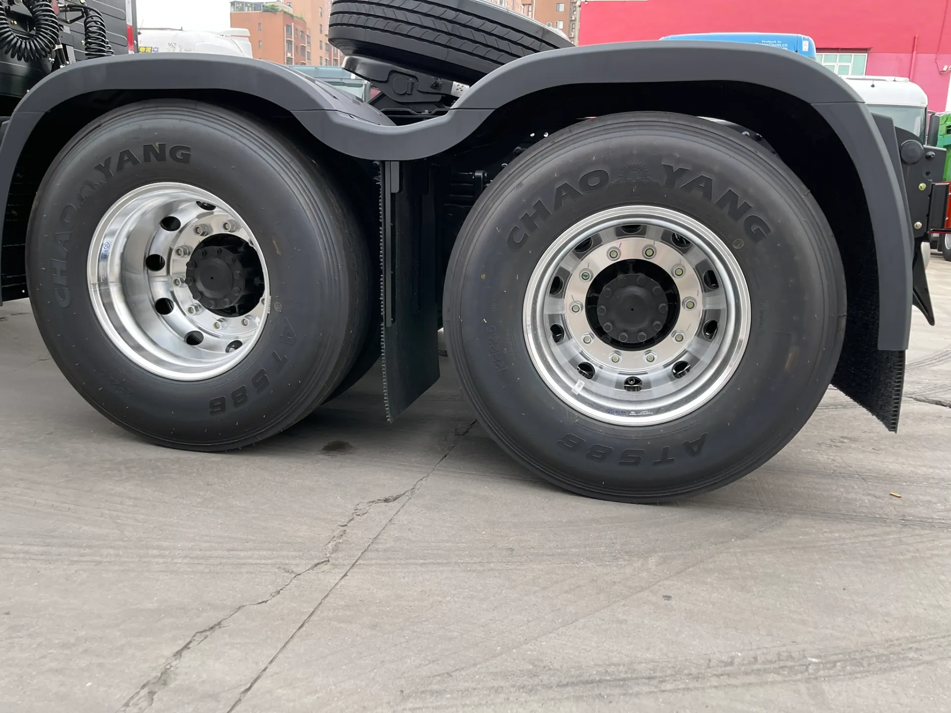 FOTON AUMAN EST 6x4 Flat cab Standard Floor FOTON AUMAN EST 6x4 Flat cab Standard Floor