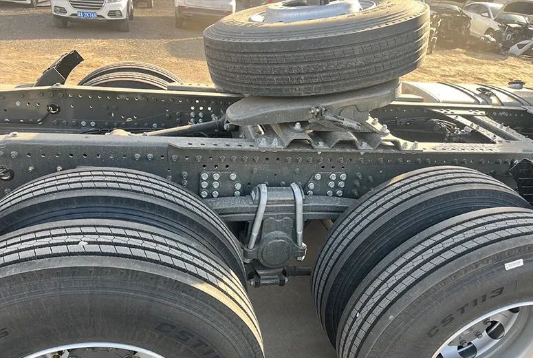 HOWO MAX7W 480HP Tractor Truck