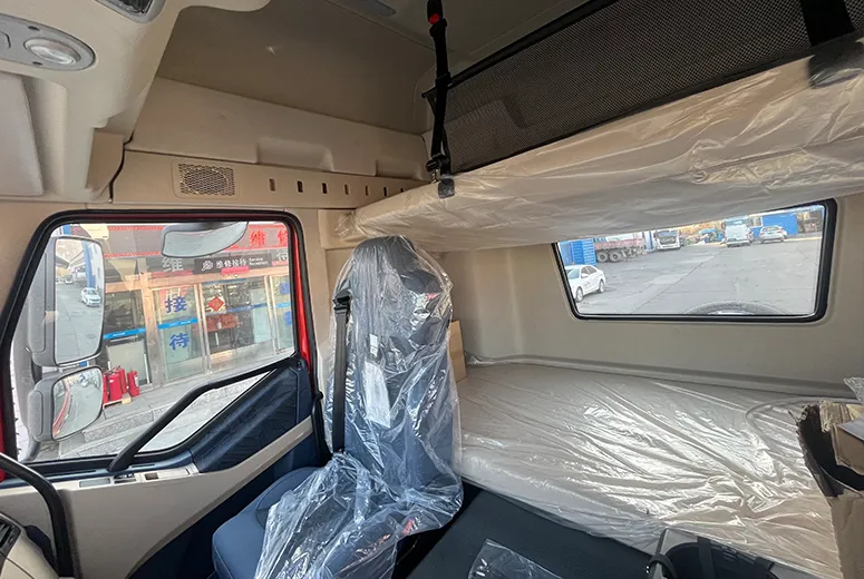 FAW J6P 520HP Tractor Truck