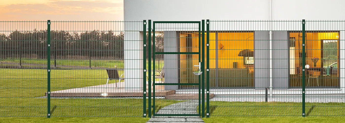 COMPOSITE WIRE MESH GARDEN GATE WIDTH 100CM & HEIGHT 200CM GREEN & GREY SQUARE POST & FRAME