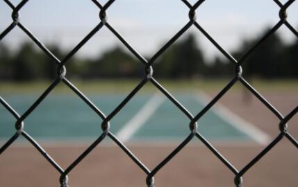 Flexible multi-purpose galvanized hook net what role