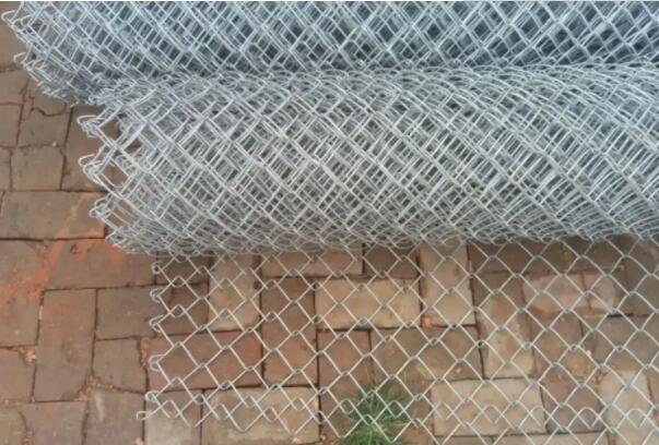 custom aluminum window screens