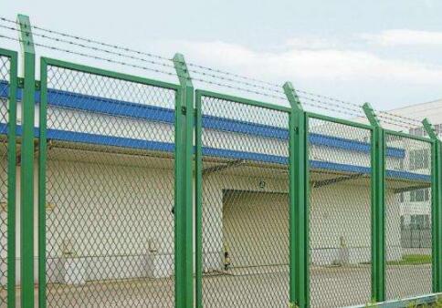 Hexagonal guardrail network customization