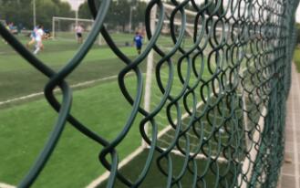 Hook mesh structure is inherently permeable