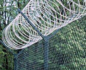 Railway protection fence, wire rolling cage