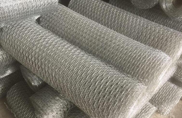 The characteristics of galvanized hexagonal mesh
