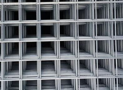 Is the solder spot of the electric welding mesh firm