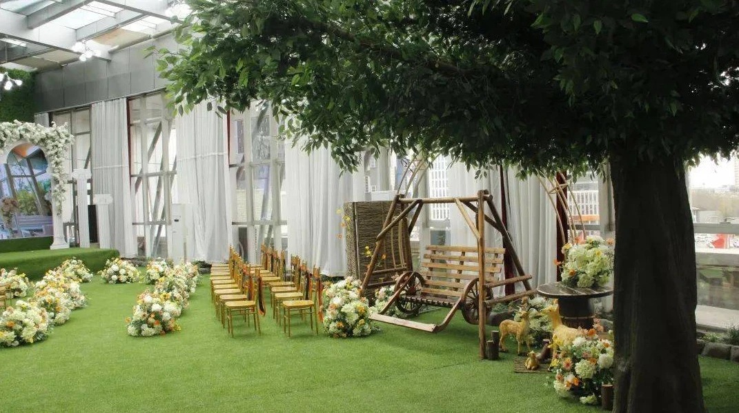Artificial Grass Wholesalers and Grass Carpet Indoor Solutions
