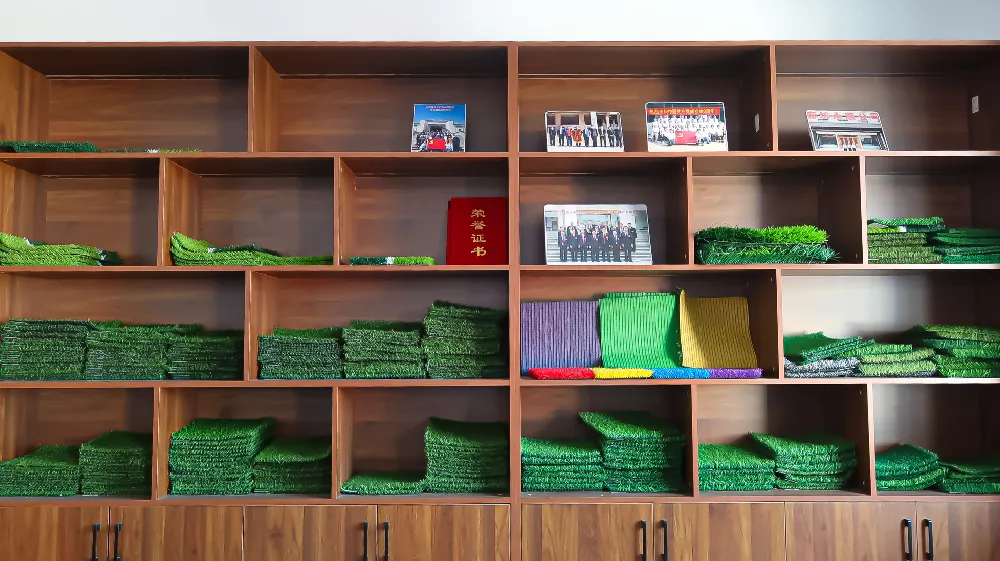 Choosing the Best Lawn Turf Rolls for a Lush Green Lawn Transformation