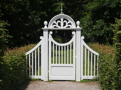Garden Gates:Functionality and Aesthetic Appeal