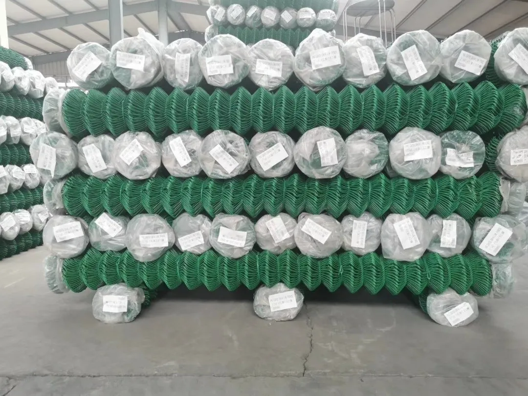 ROLL PVC Coated Diamond Shape Wire Mesh Steel Galvanize Chain Link Fence