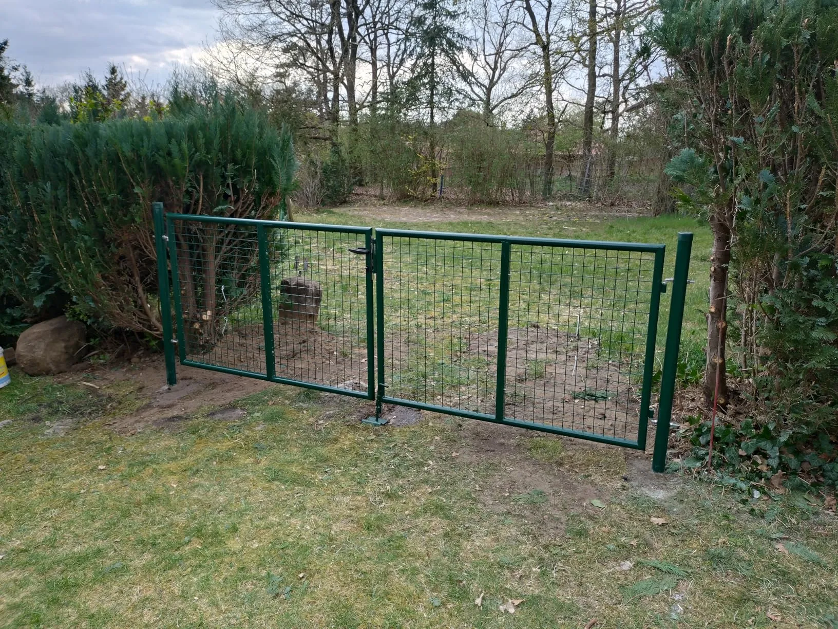 Round Pipe Splice Plate Double Wing Entrance Mesh Metal Door