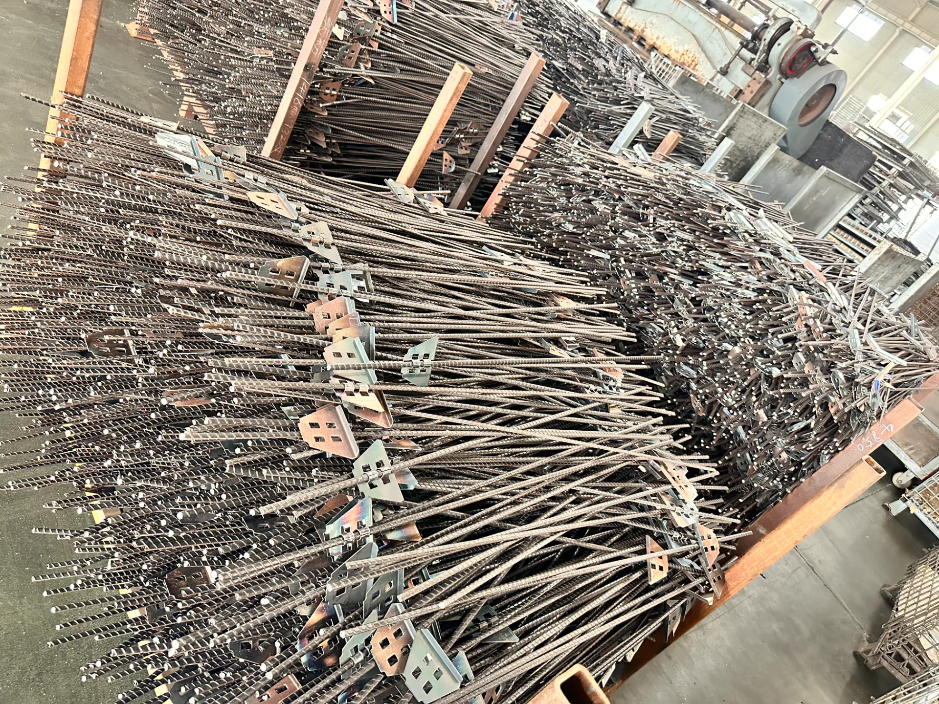 Electric Oval Steel Post With Insulator