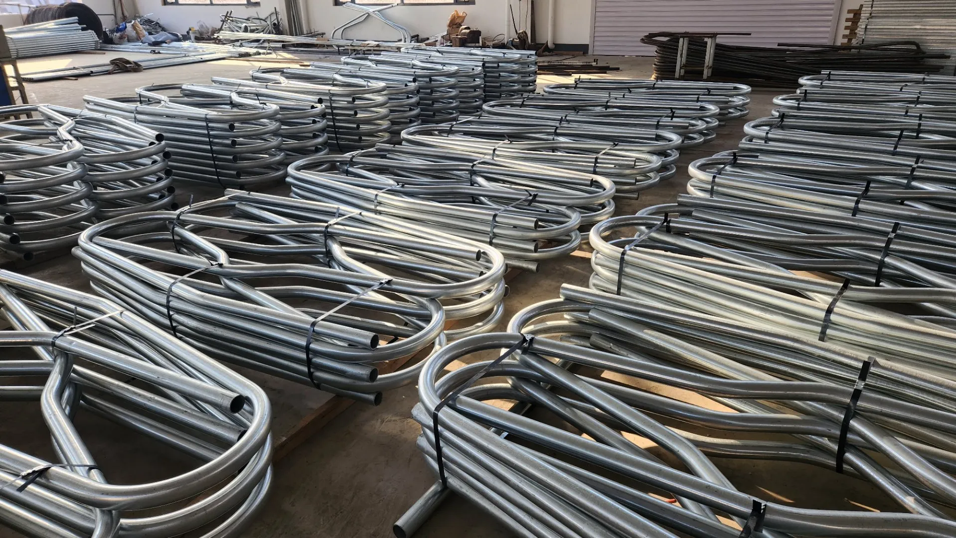 High-Quality Animal Corral Horse Fence Movable Racetrack Fence for Sheep Farm Zoo