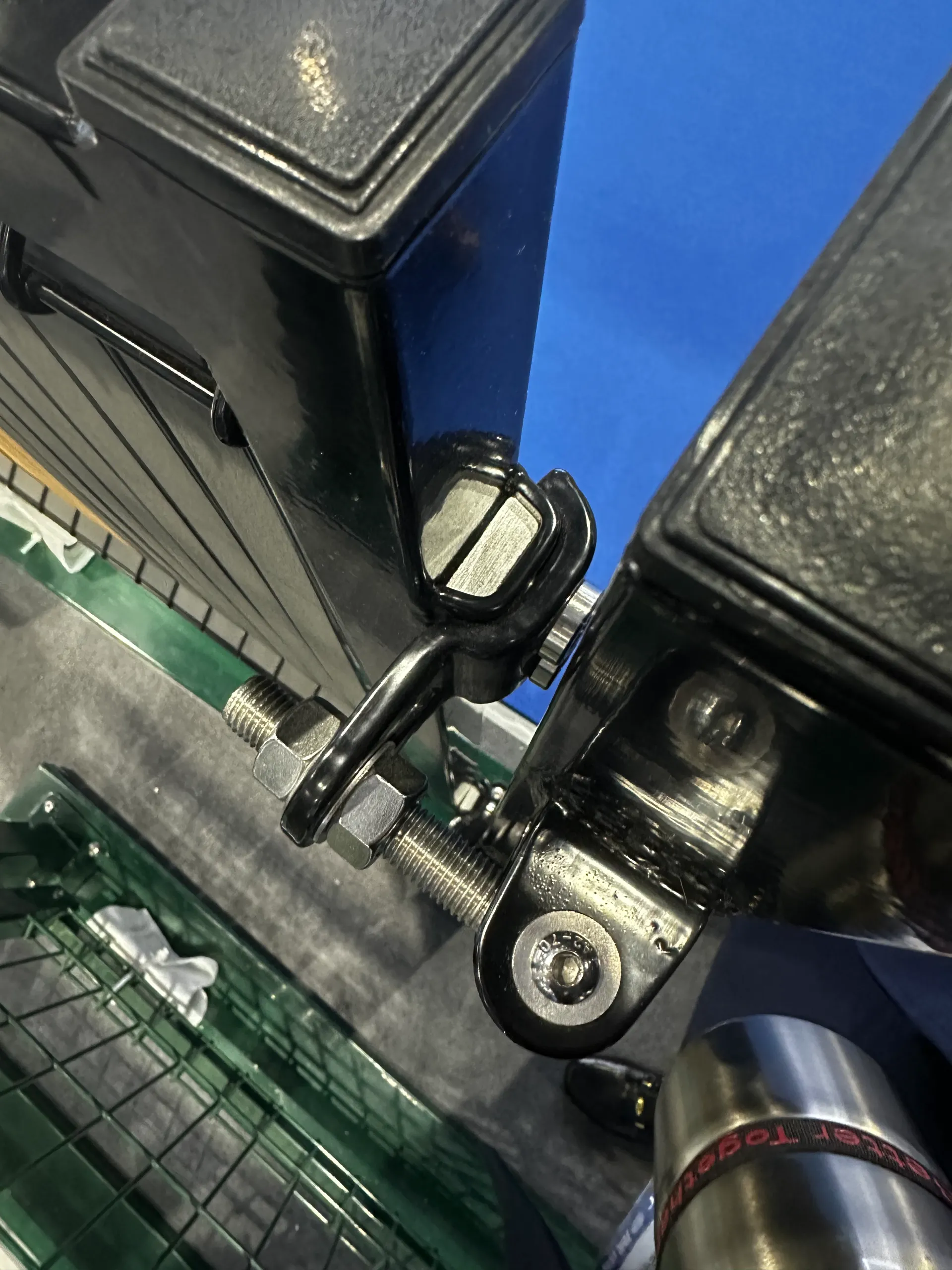 Read More About iron side gate with lock