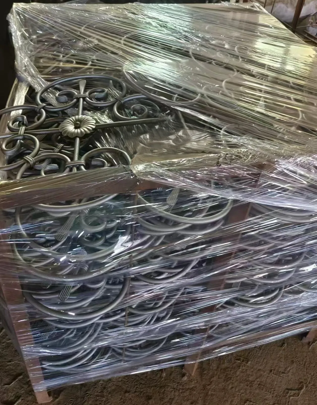 Durable Garden Steel Ornate Gate Steel Single Double Wrought Iron Gate