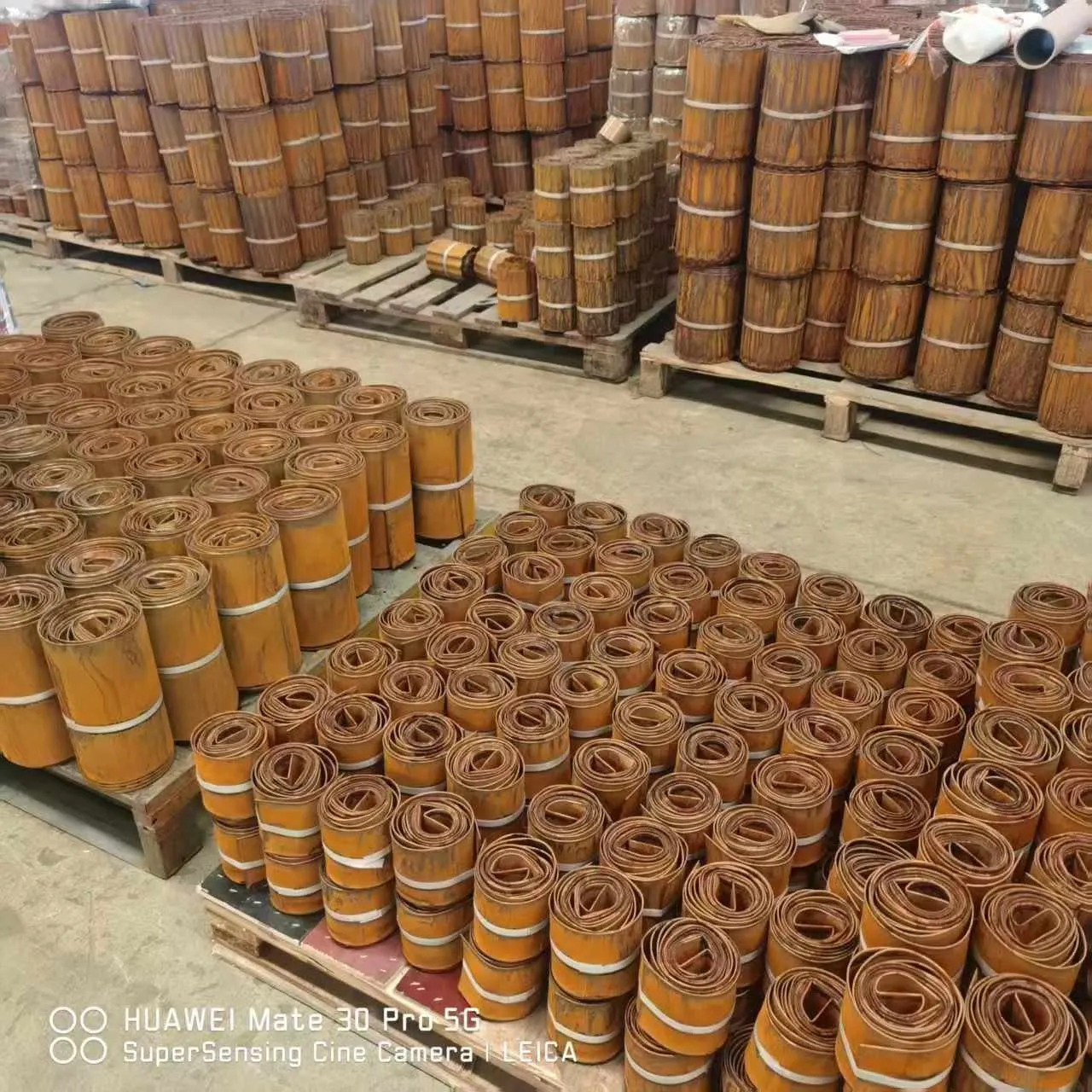 Metal Garden Frame Grass Anchoring Spikes New Design Landscape Corten Steel Lawn Edge