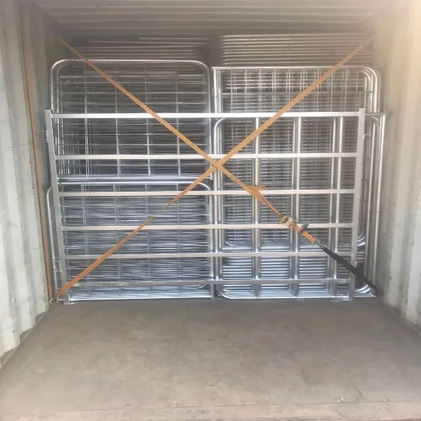 High Quality Galvanized Farm Gates with Smooth Edges for Safe Handling and Animal Protection
