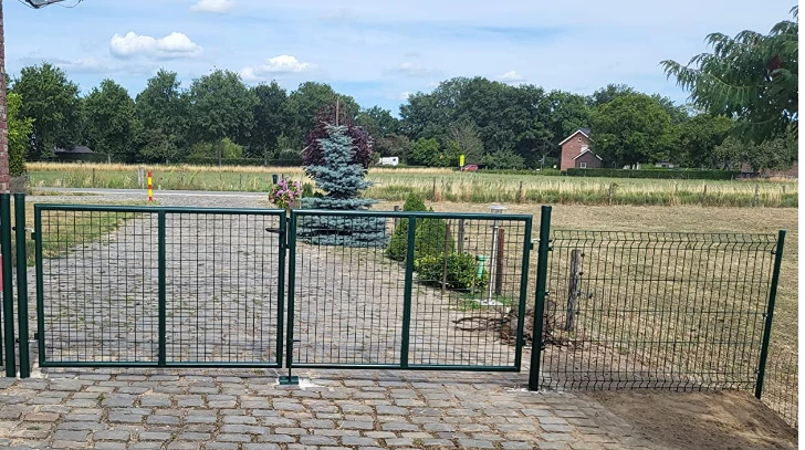 The Importance of Garden Fences in Gardens