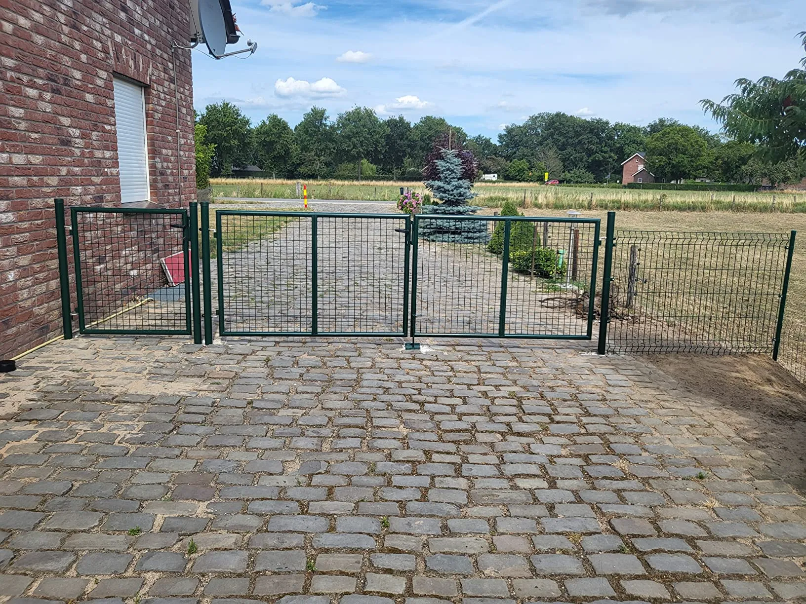 4ft wide garden gate