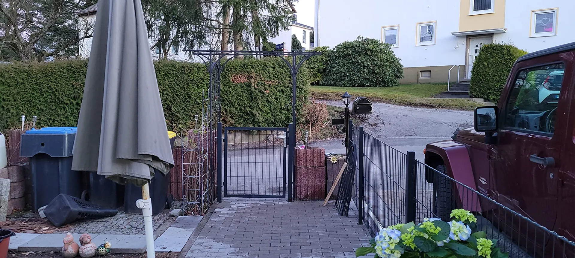 Read More About metal side gates with locks