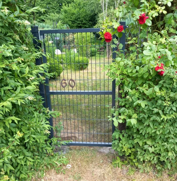 Read More About single swing driveway gate