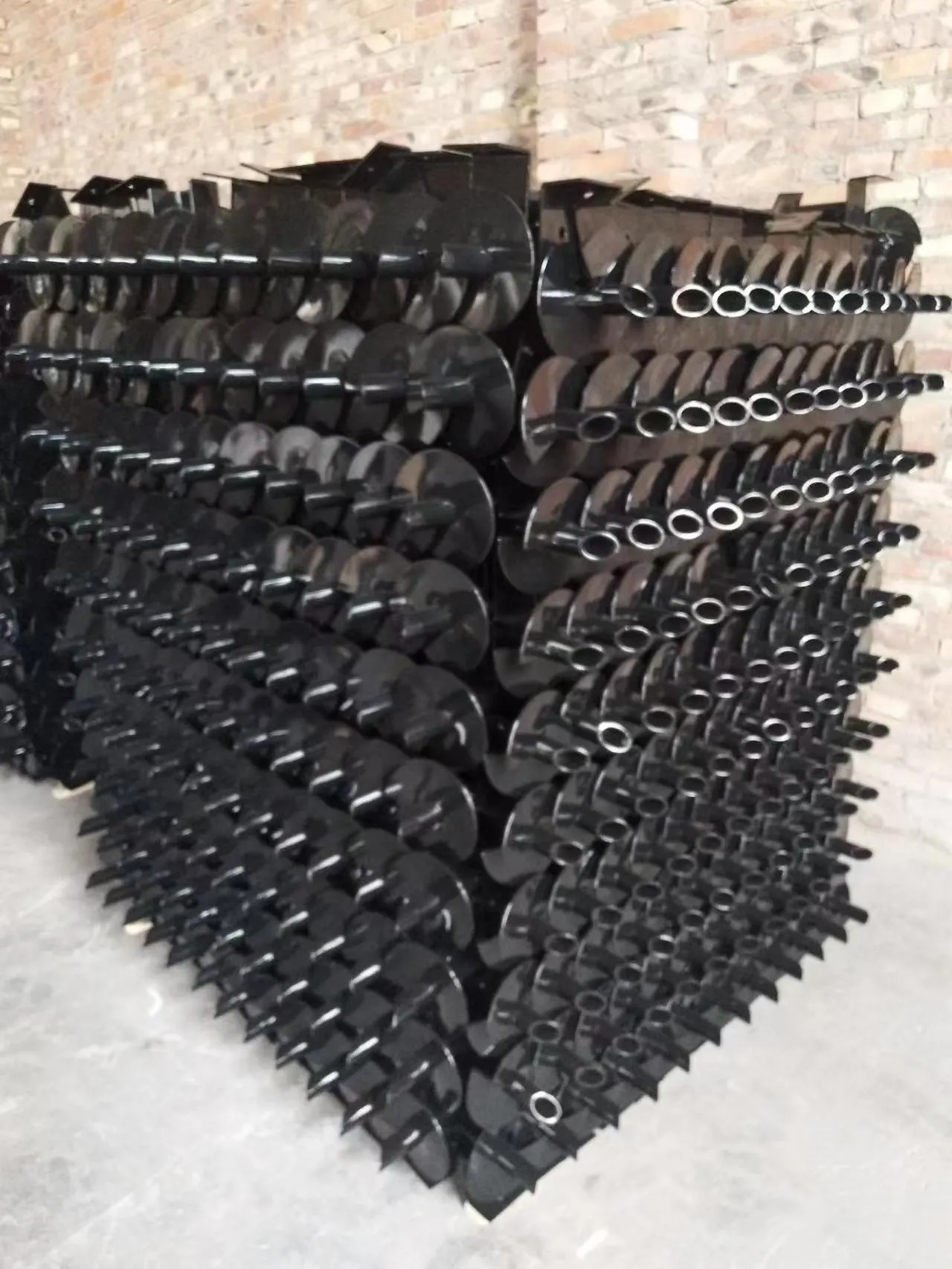 Earth Rod Anchor Ground Mechanical Driven Tipping Plate Anchor Auger Solid Shaft Dog-tie Out Stake Helix Spiral Screw Socket