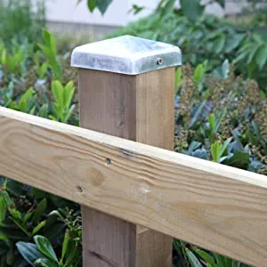 Hot Sale Customized Wooden Or Iron Mesh Fence Post Pyramid Caps